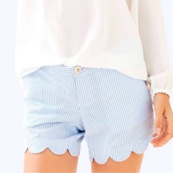 Lilly Pulitzer Buttercup Seersucker Scalloped Short Size 4 - Picture 4 of 16